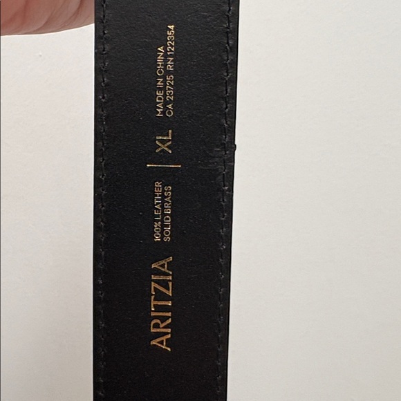Aritzia Black Leather Belt with Gold-Tone Buckle XL
